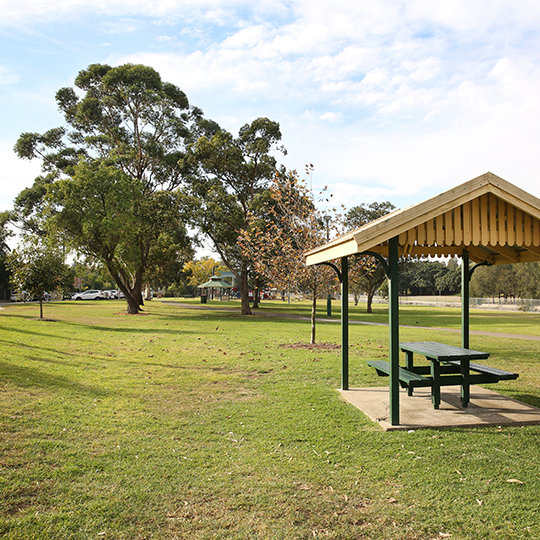 Richard Murden Reserve picnic table and park view